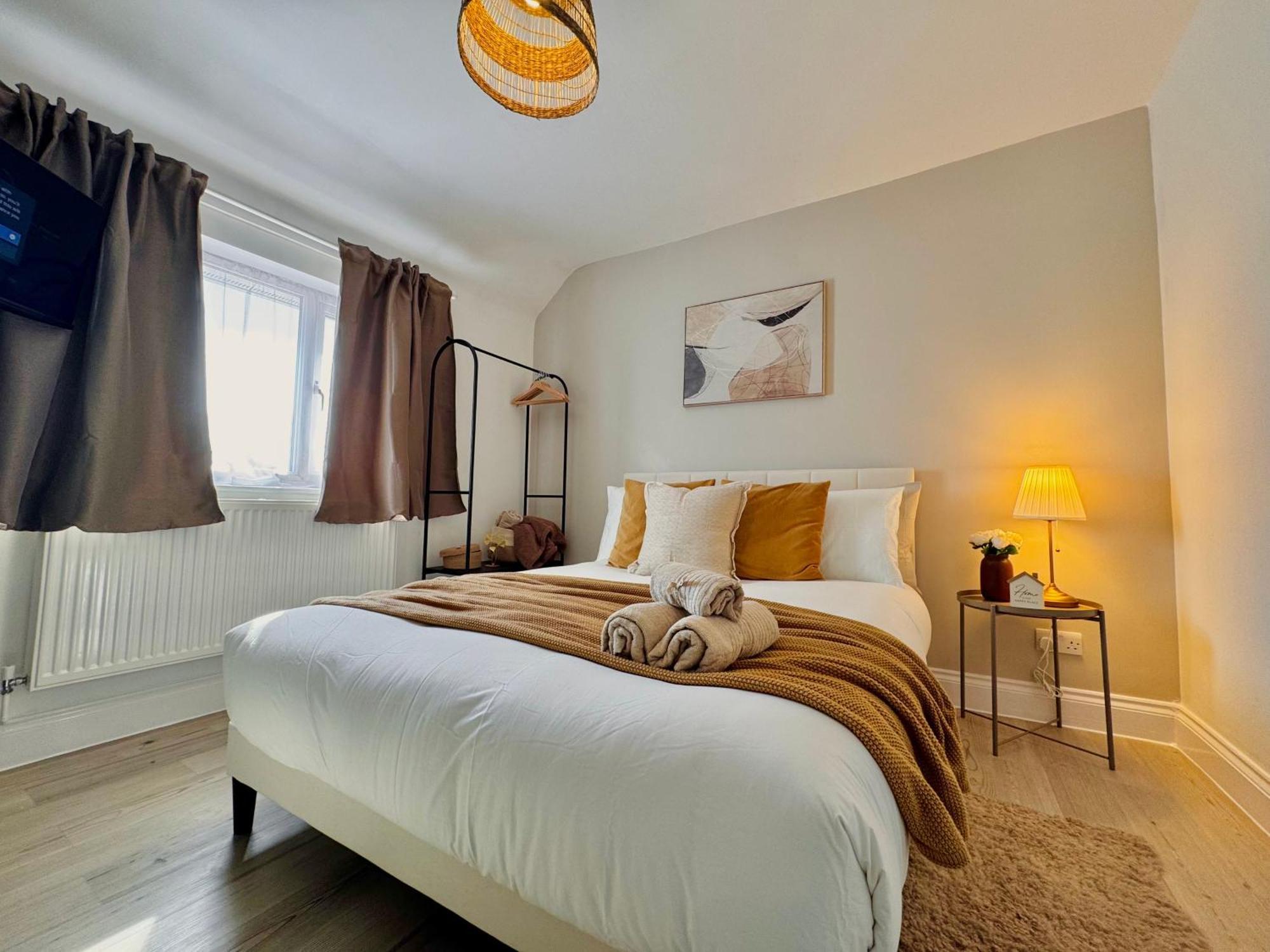 Homely 30min To * London